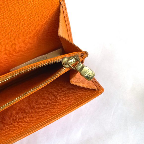 Auc Louis Vuitton Tangerine/Orange Epi Long wallet - Picture 15 of 15